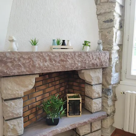 Apartment Eroso Saint Esprit Proche Gare Wifi Bureaux
